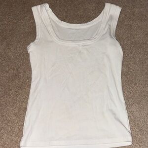 Women's White Sleeveless Top